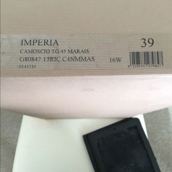 NWT Gianvito Rossi Imperia Suede Knee-High Boots. - Picture 6 of 8